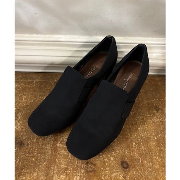 Donald J Pliner Women 7.5 Clem Ankle Booties Block Heel Black Shoe Slip On - Picture 3 of 8